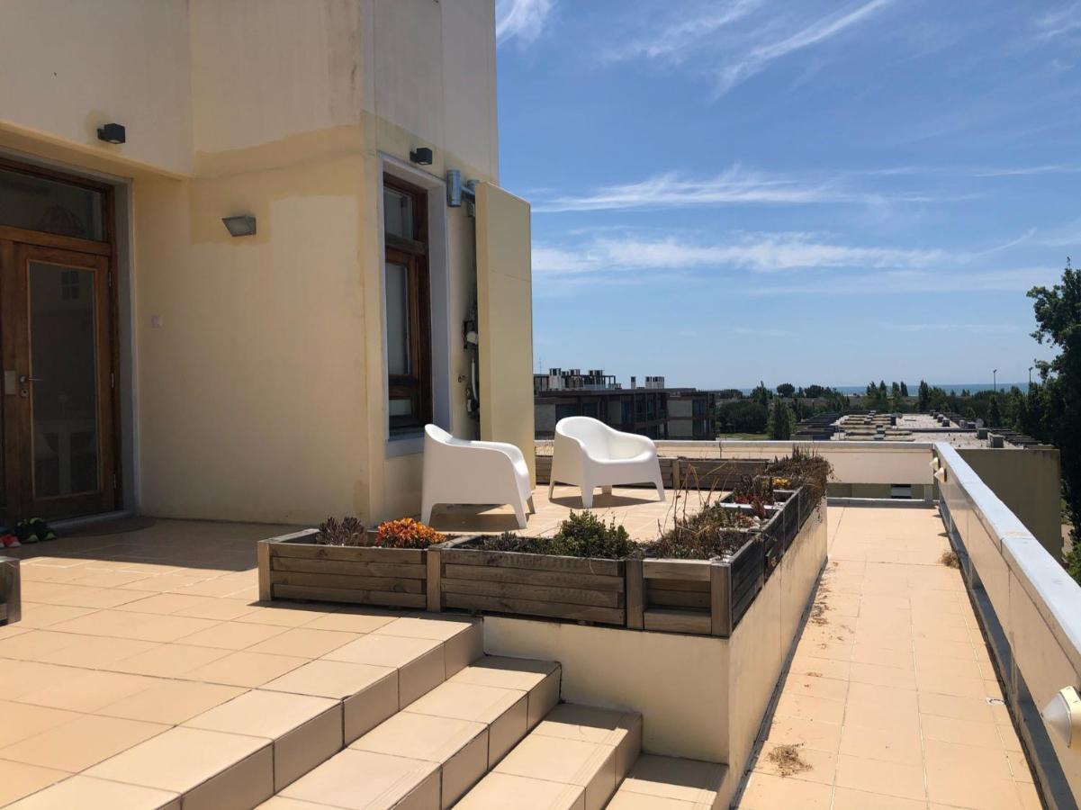 Beautiful Penthouse Apartment With Terrace - 4 Minute Walk To The Beach Troia Exteriör bild